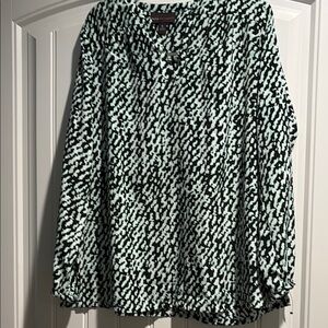 Patterned Black and White Women's Top
